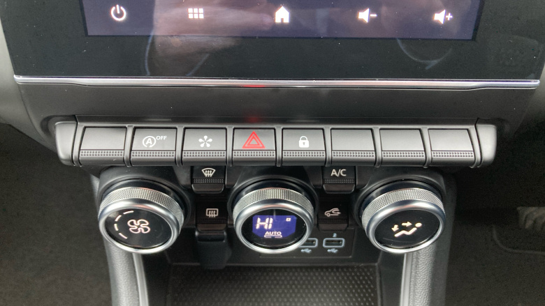 Renault Captur 1.3 TCE 130 S Edition 5dr EDC Petrol Hatchback